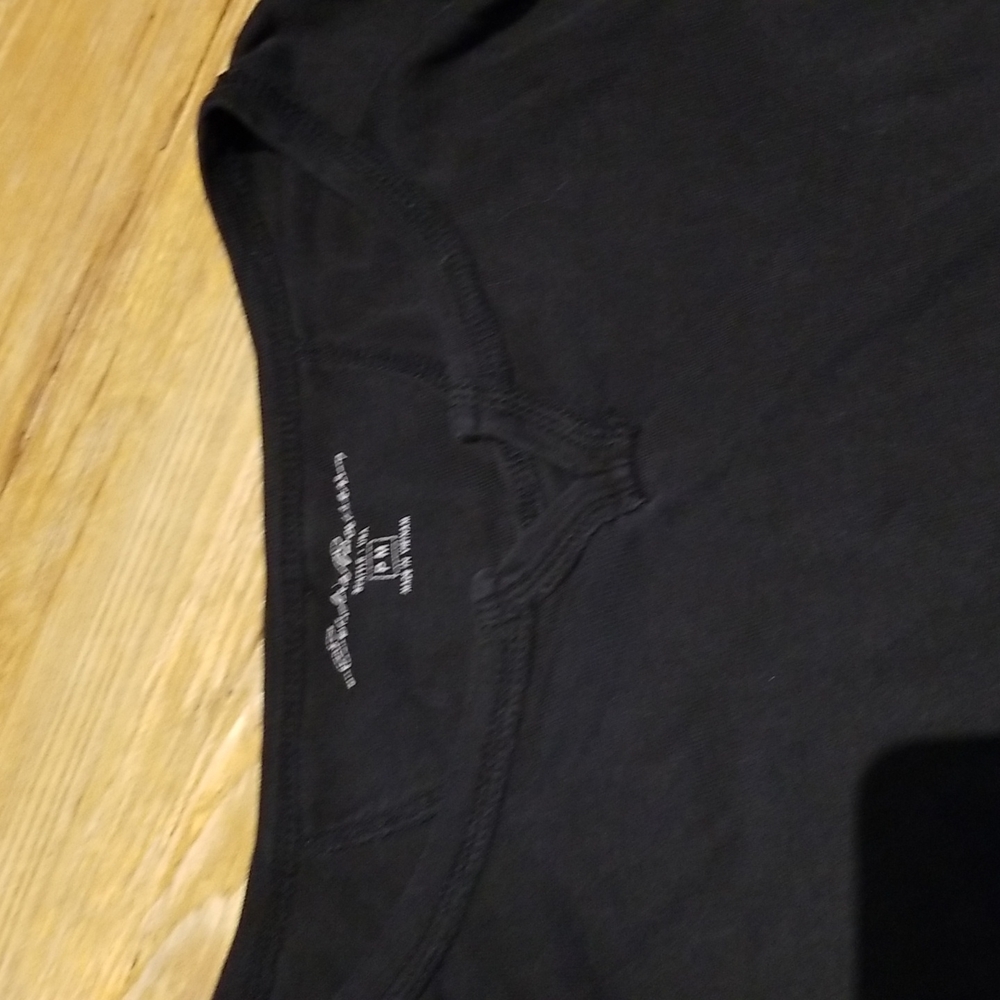 Eddie Bauer 3/4 sleeve notch neck black top - Picture 2 of 4